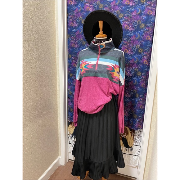 🌈 Beautiful bohemian mock zipper sweater - Picture 10 of 11